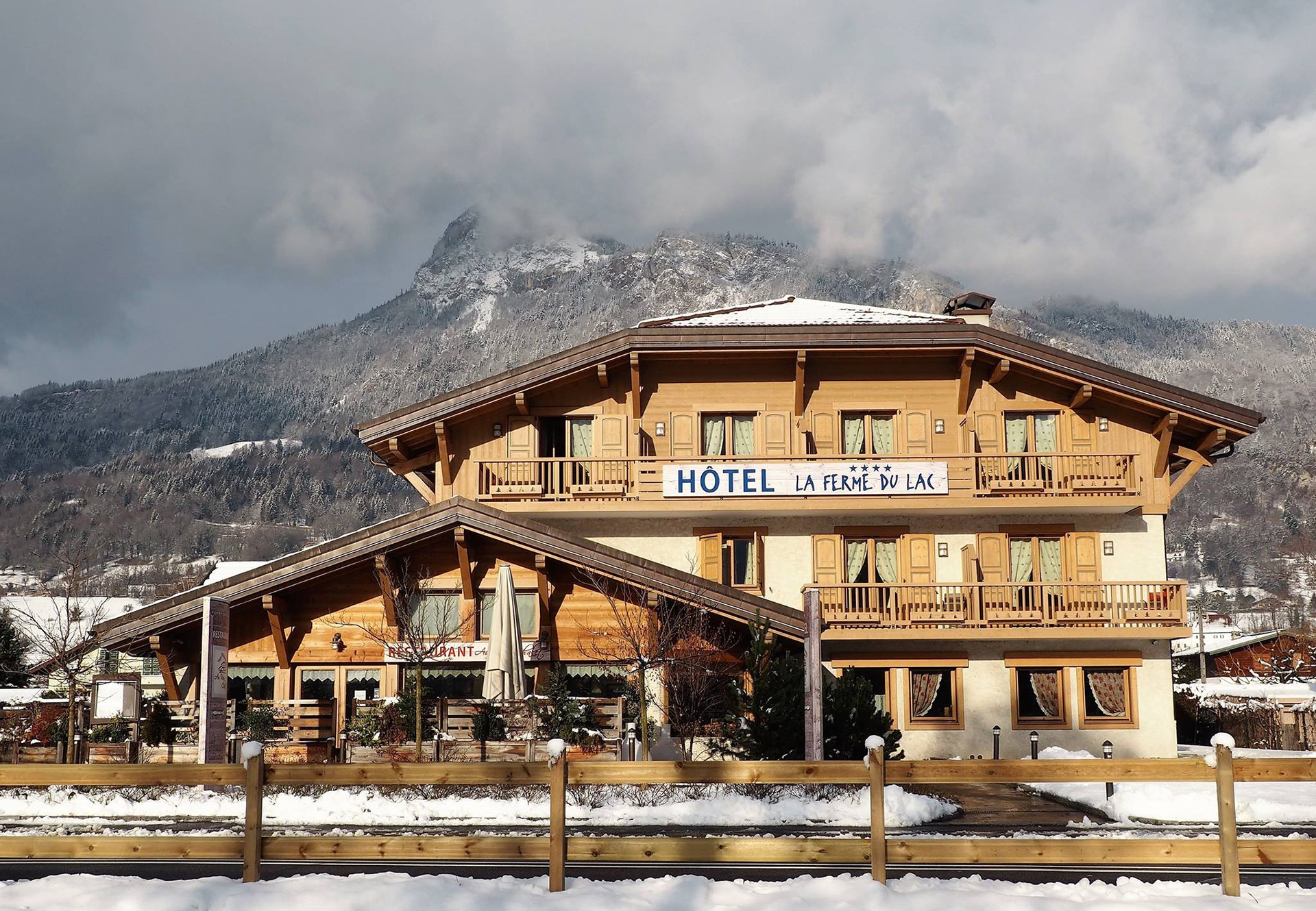 Restaurant Hotel De L Arve Bonneville Restaurant Hotel De L Arve Bonneville